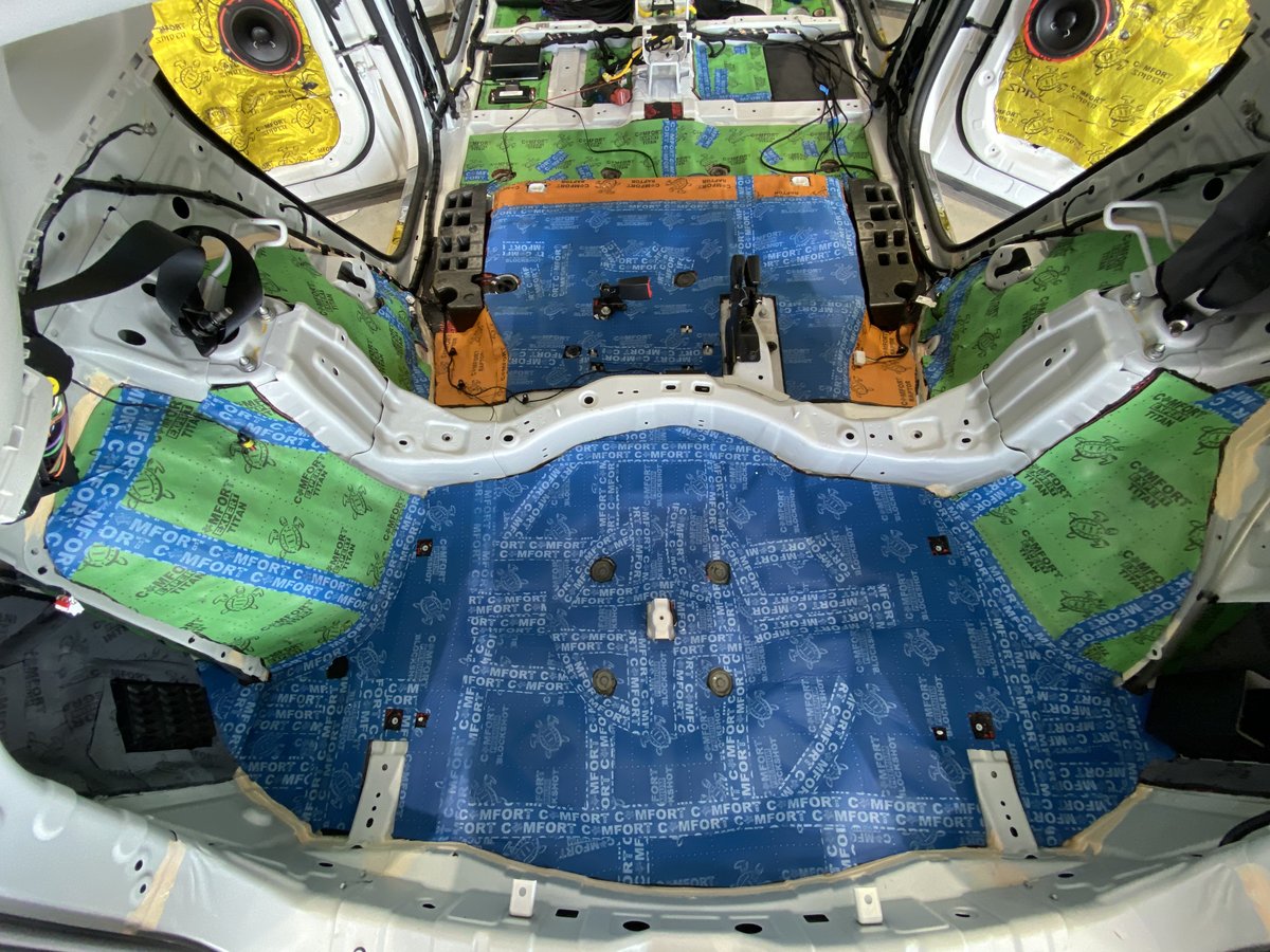 Шумоизоляция багажника автомобиля Comfort Mat Томск